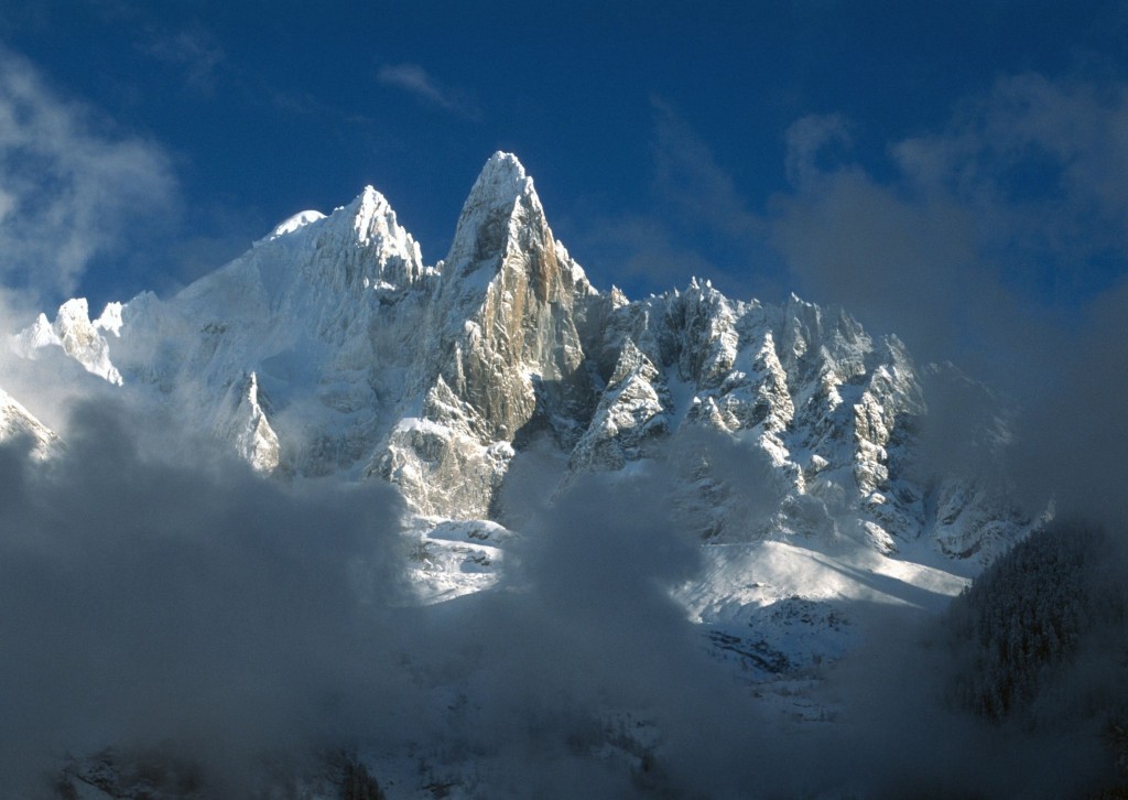 Les Drus (copyright Guillaume Dargaud, used by permission)